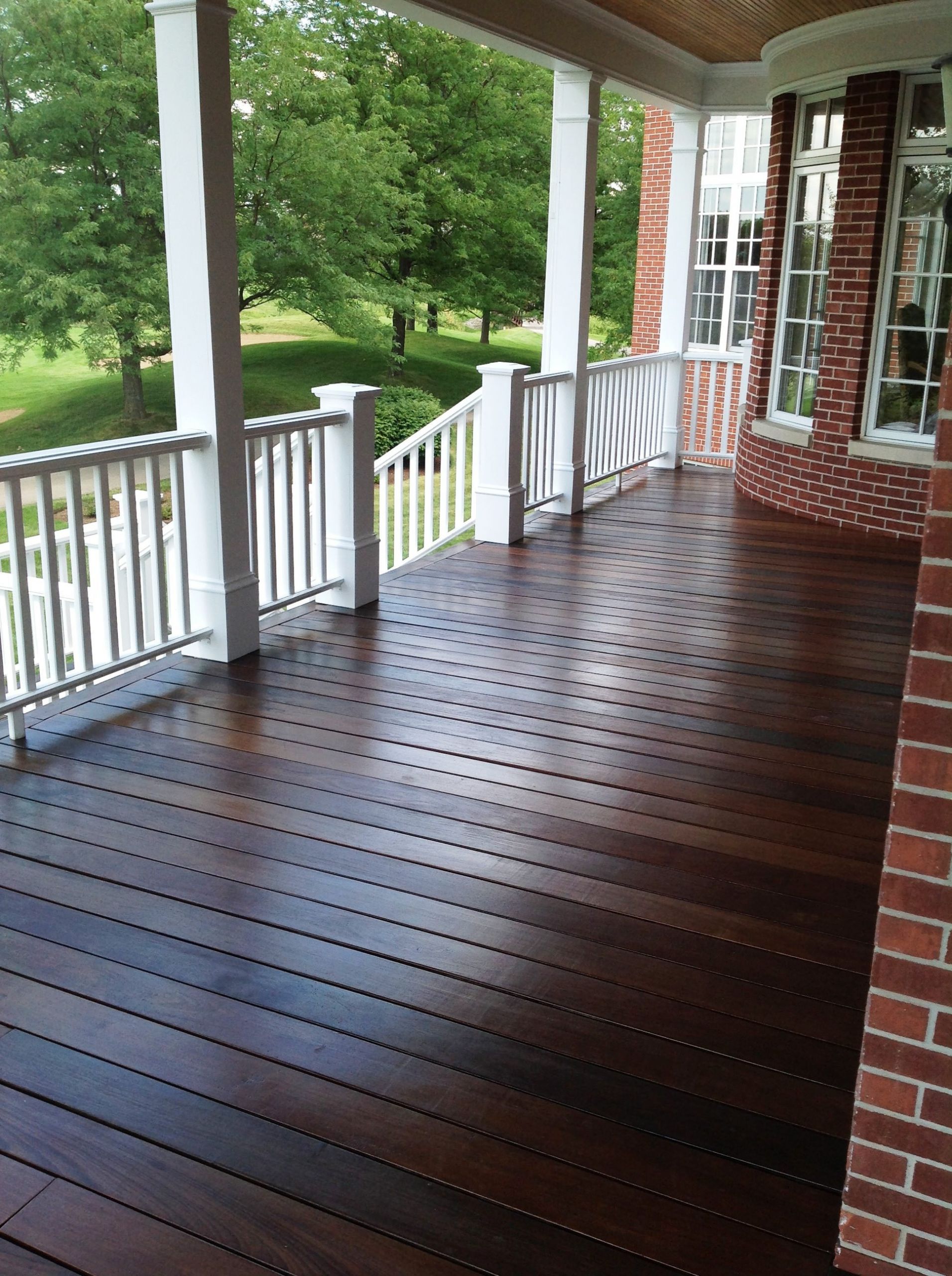 Best Deck Paint
 Factors to consider while choosing exterior paint colors