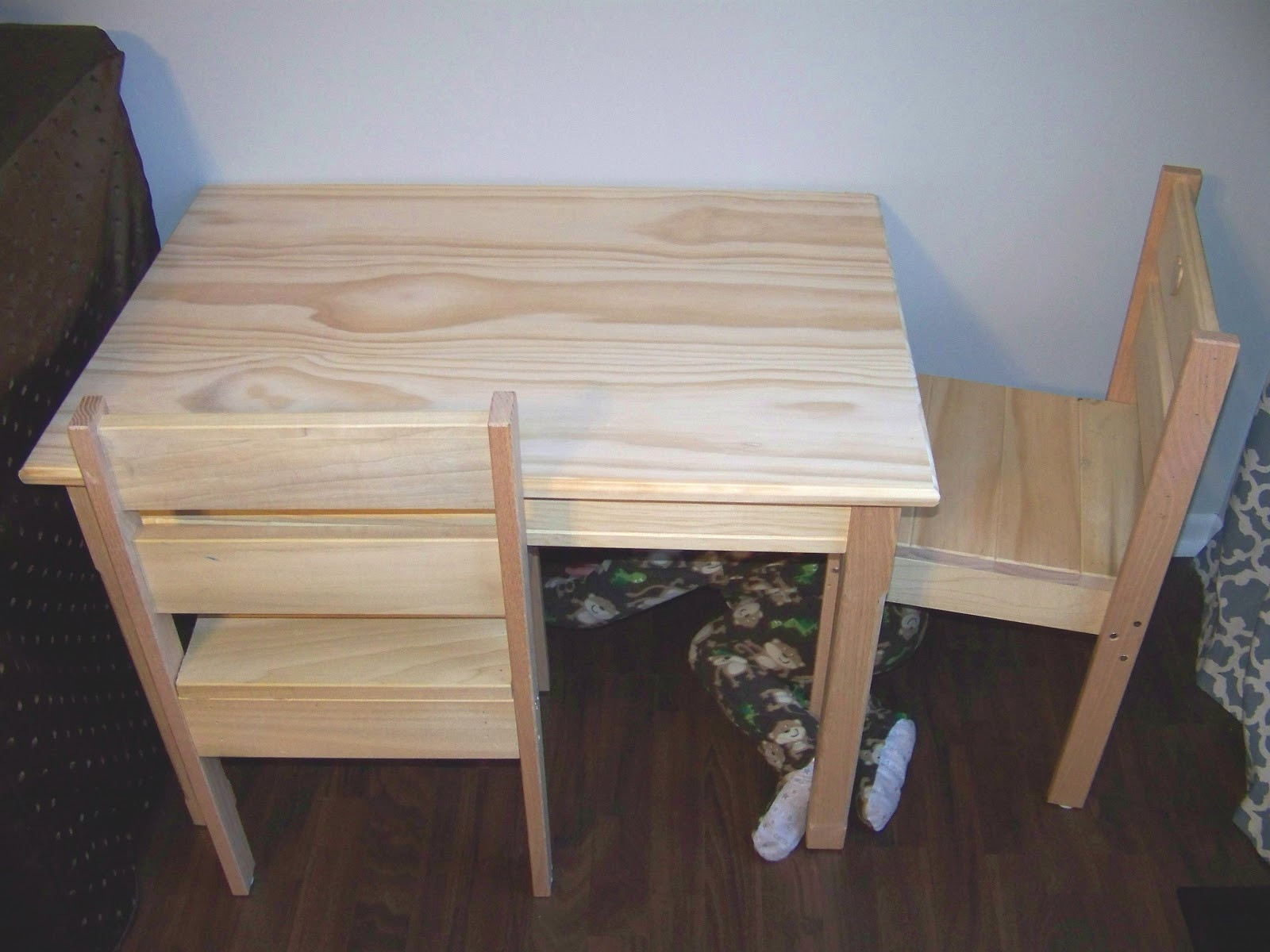 Diy Children Furniture
 DIY Kids Table & Chairs – Mary Martha Mama