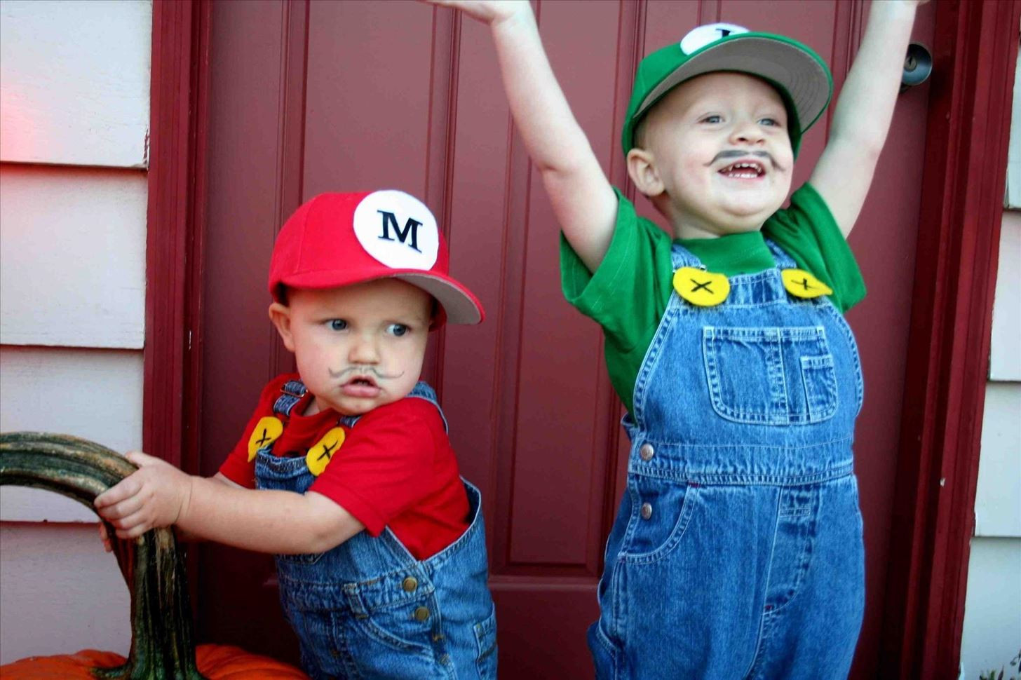 DIY Costume Ideas For Kids
 10 Cheap Easy & Awesome DIY Halloween Costumes for Kids