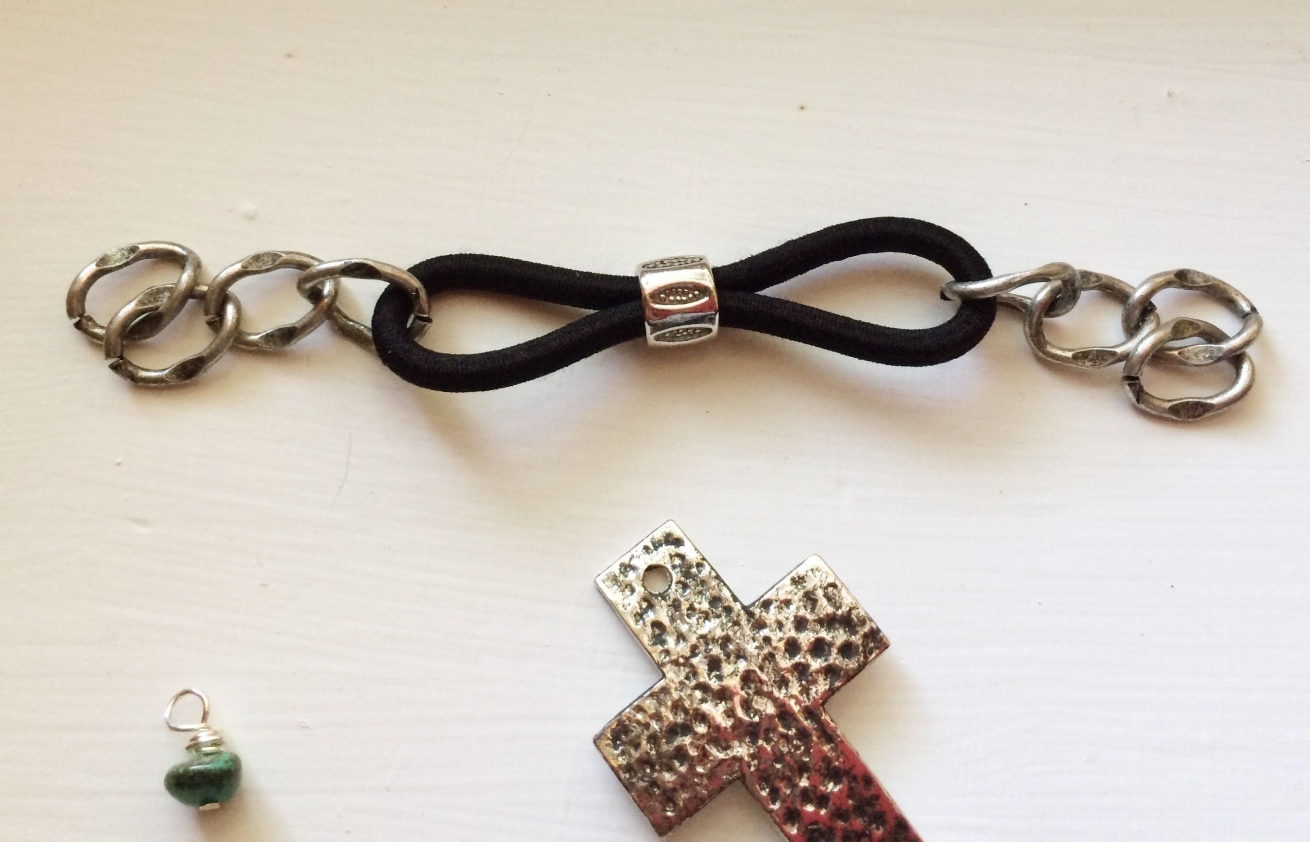 DIY Hair Tie Bracelet
 Hair Tie Bracelet · How To Make A Chain Bracelet · Jewelry