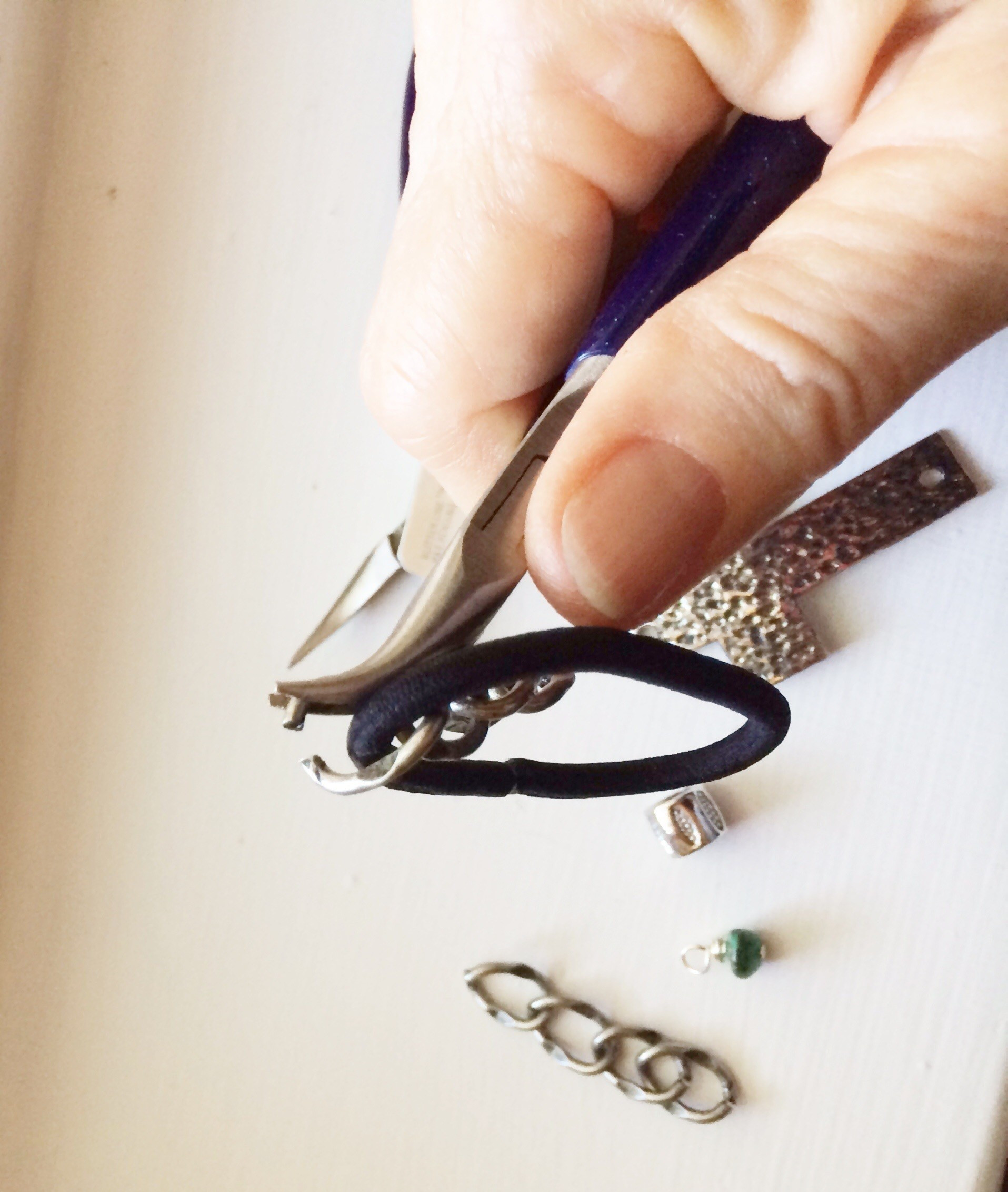 DIY Hair Tie Bracelet
 Hair Tie Bracelet · How To Make A Chain Bracelet · Jewelry
