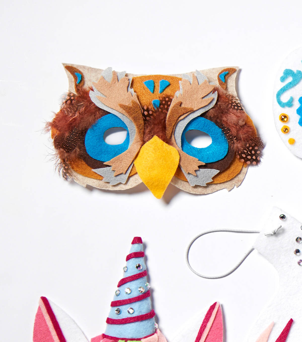 DIY Owl Mask
 Owl Mask DIY Halloween Costumes