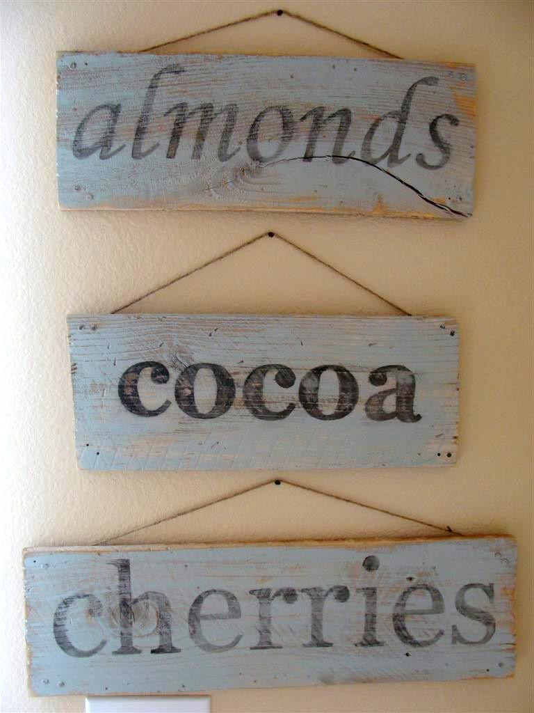 DIY Painted Wooden Signs
 Skip the Store and Do It Yourself Easy Homemade Wooden