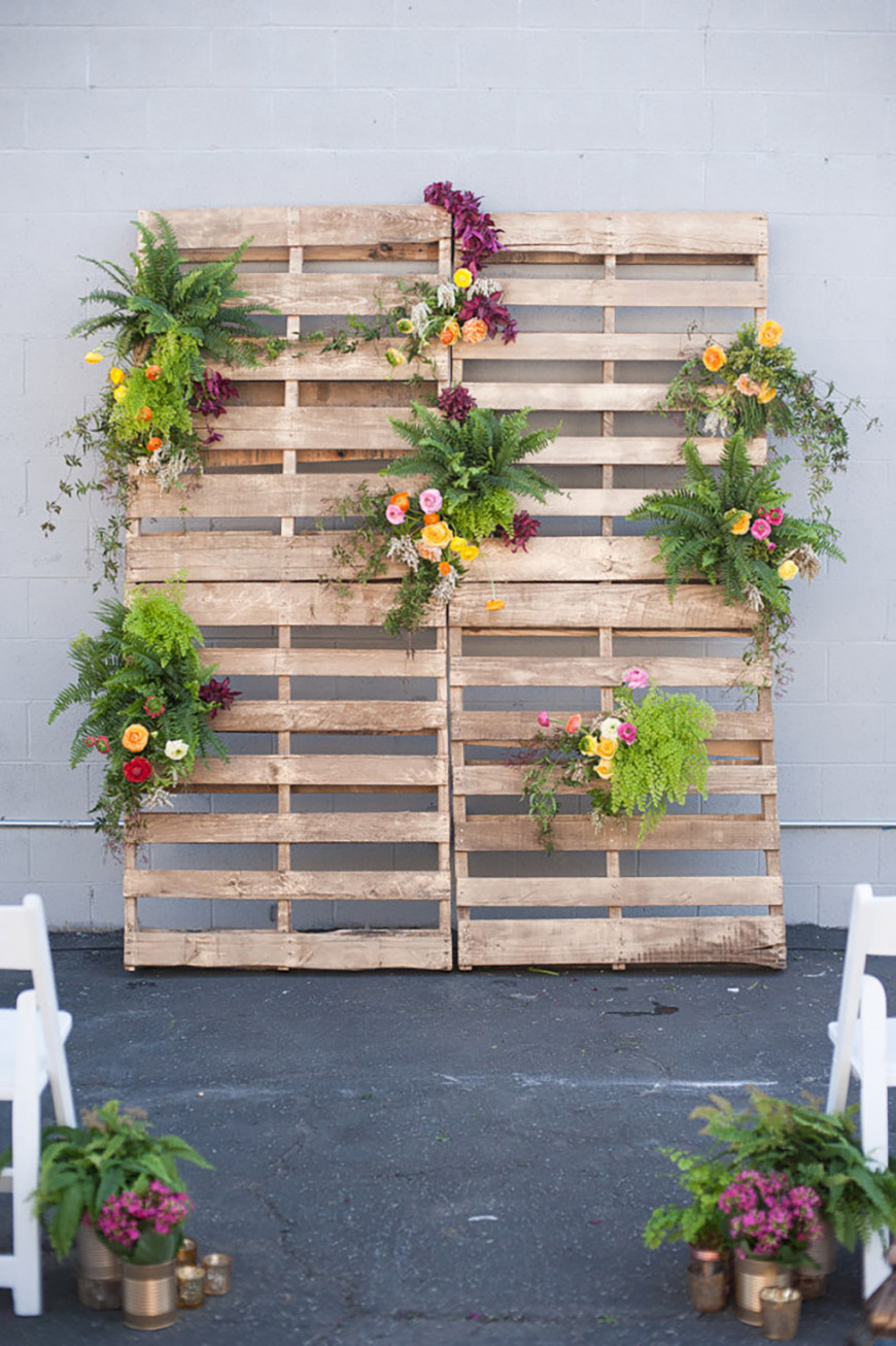 DIY Photo Booth Backdrop Wedding
 Build Your Own Booth Wedding DIY