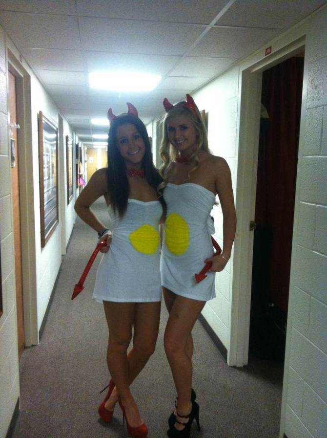 Egg Costume DIY
 23 Halloween Costume Puns That Are Too Good For This World