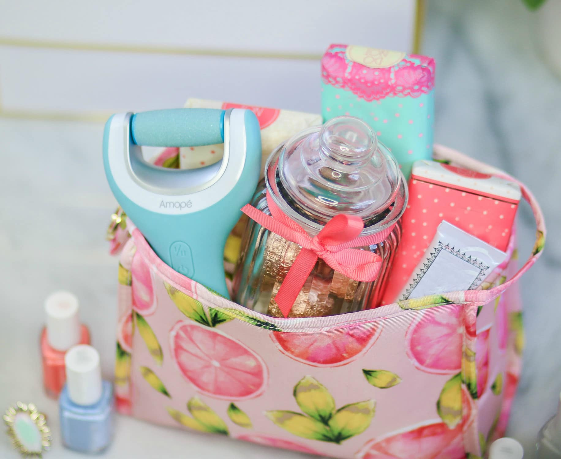 Girly Gift Basket Ideas
 Cute Gift Ideas for Your Friends