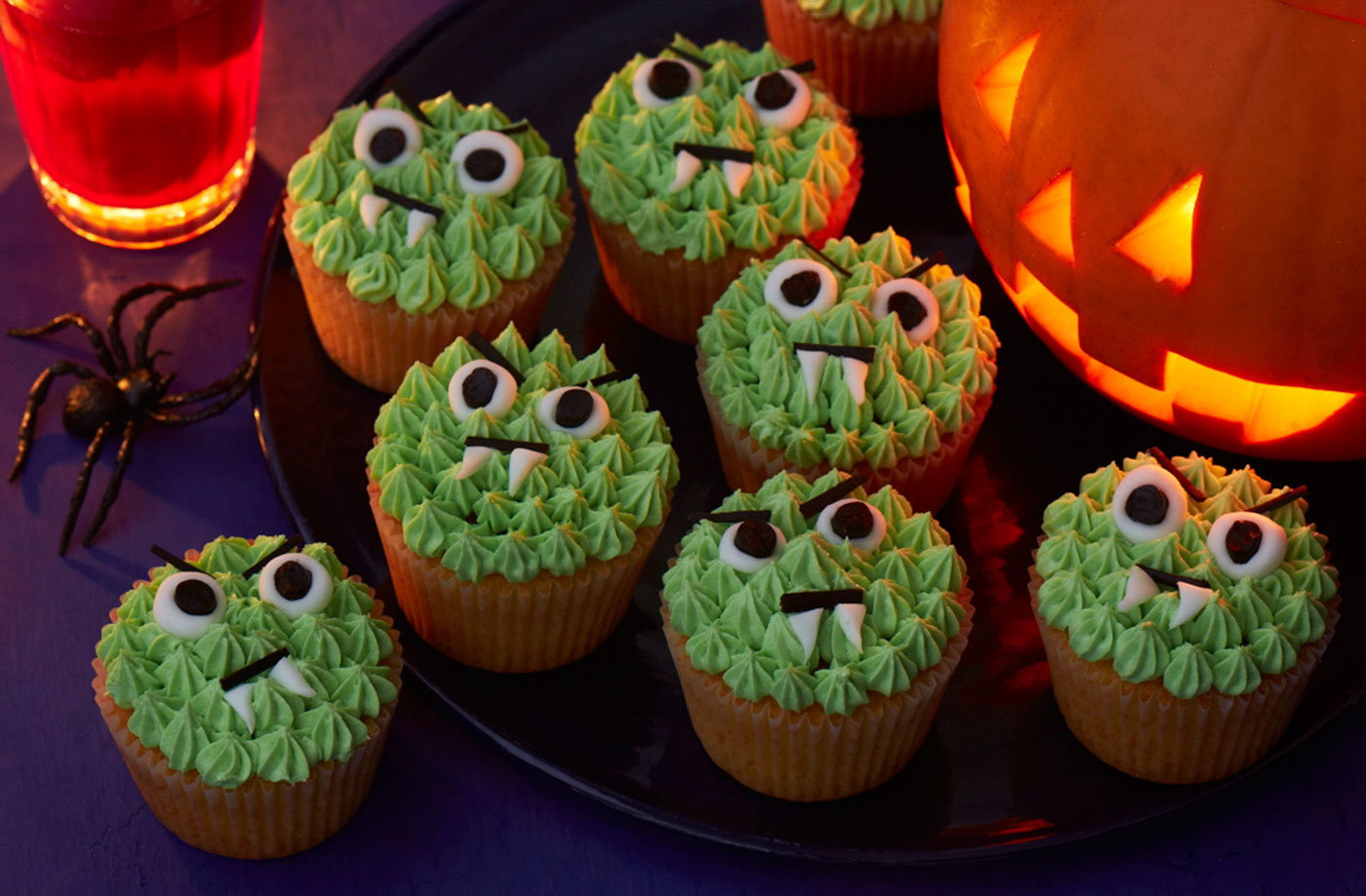 Halloween Monster Cupcakes
 Green Monster Halloween Cupcakes