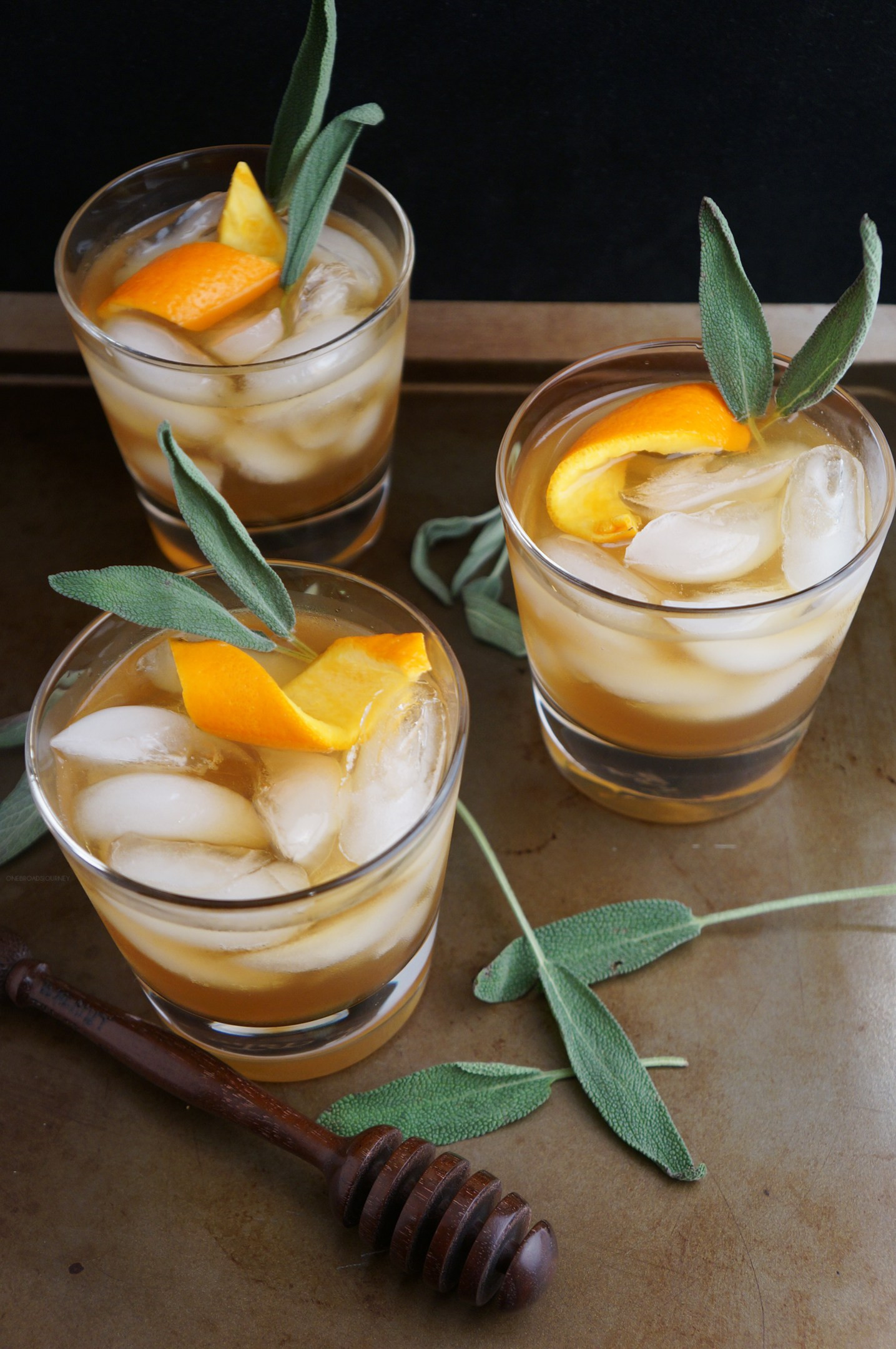 Holiday Drinks With Bourbon
 10 Tasty Cocktails to Try In The New Year