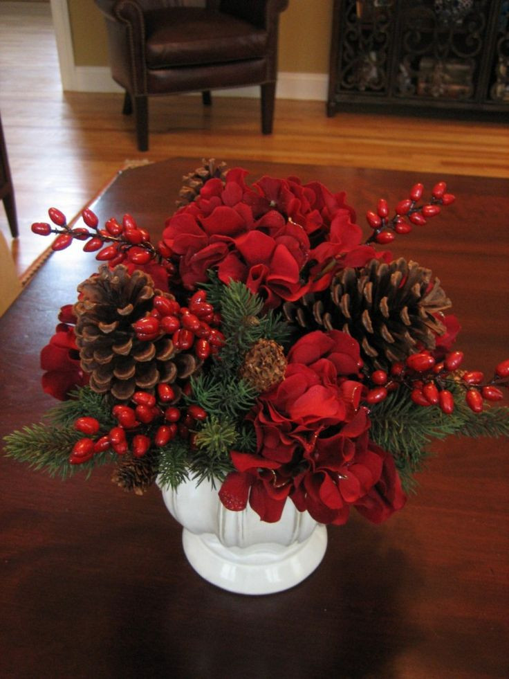 Homemade Christmas Flower Arrangements
 The 25 best Christmas floral arrangements ideas on