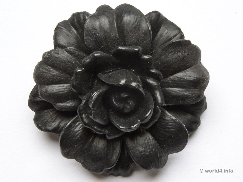 Leather Brooches
 Black leather flower brooch England Fashion Jewelry