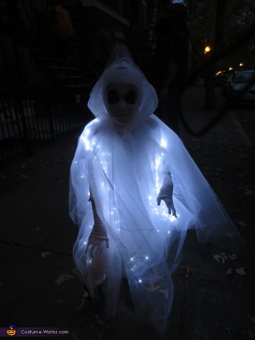 Led Costume DIY
 DIY LED Lights Ghost Costume