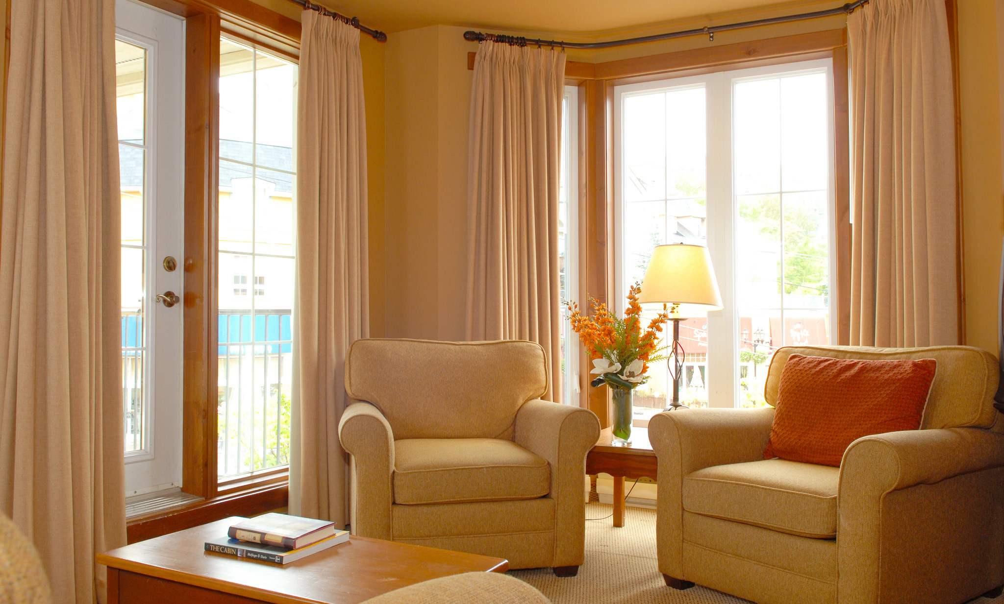 Living Room Window Curtains
 Tips for Choosing Living Room Curtain