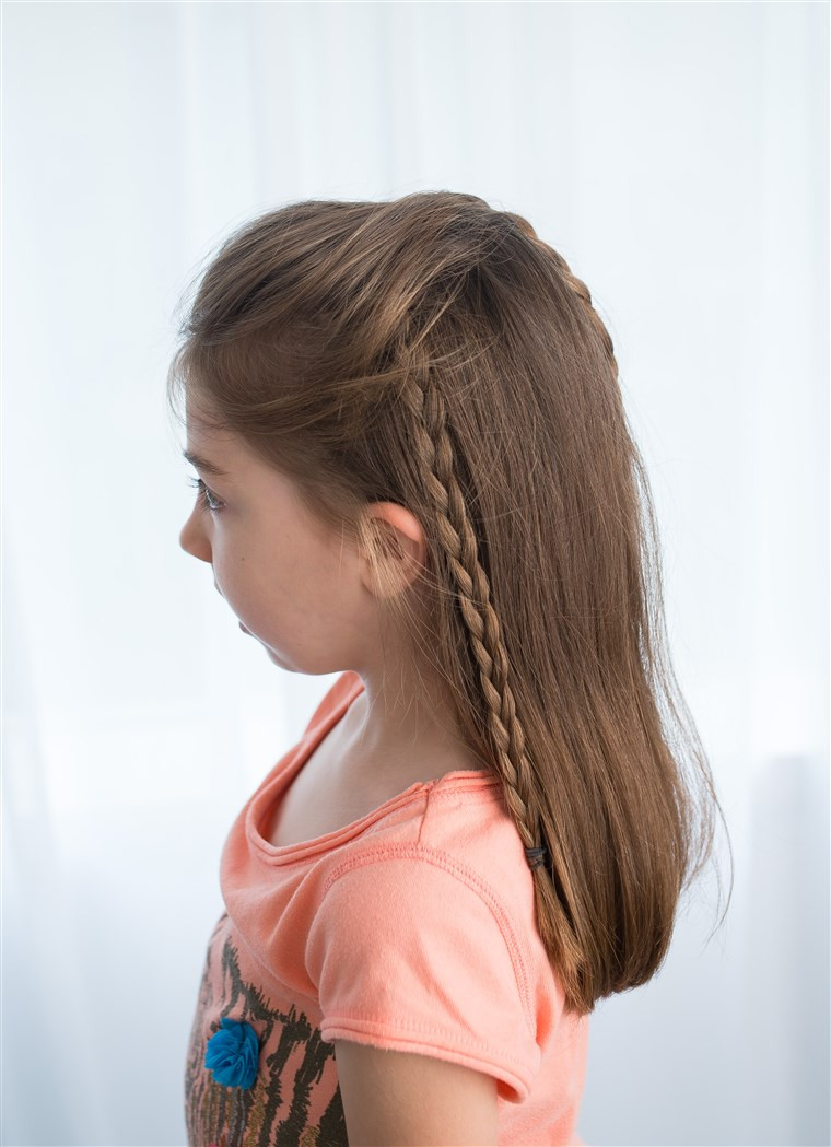 Long Hairstyles For Kids
 Easy hairstyles for girls that you can create in minutes