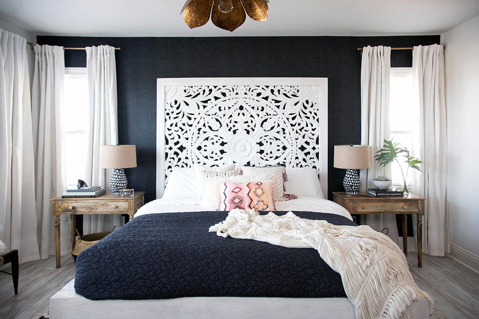 Master Bedroom Wallpaper Accent Wall
 7 Eye Catching Accent Wall Ideas to Try
