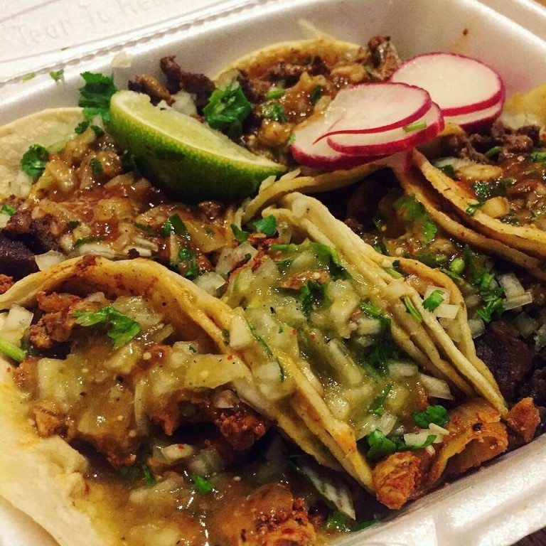 Mexican Street Tacos
 Eating Mexican Street Tacos 🌮 Food Dizkover
