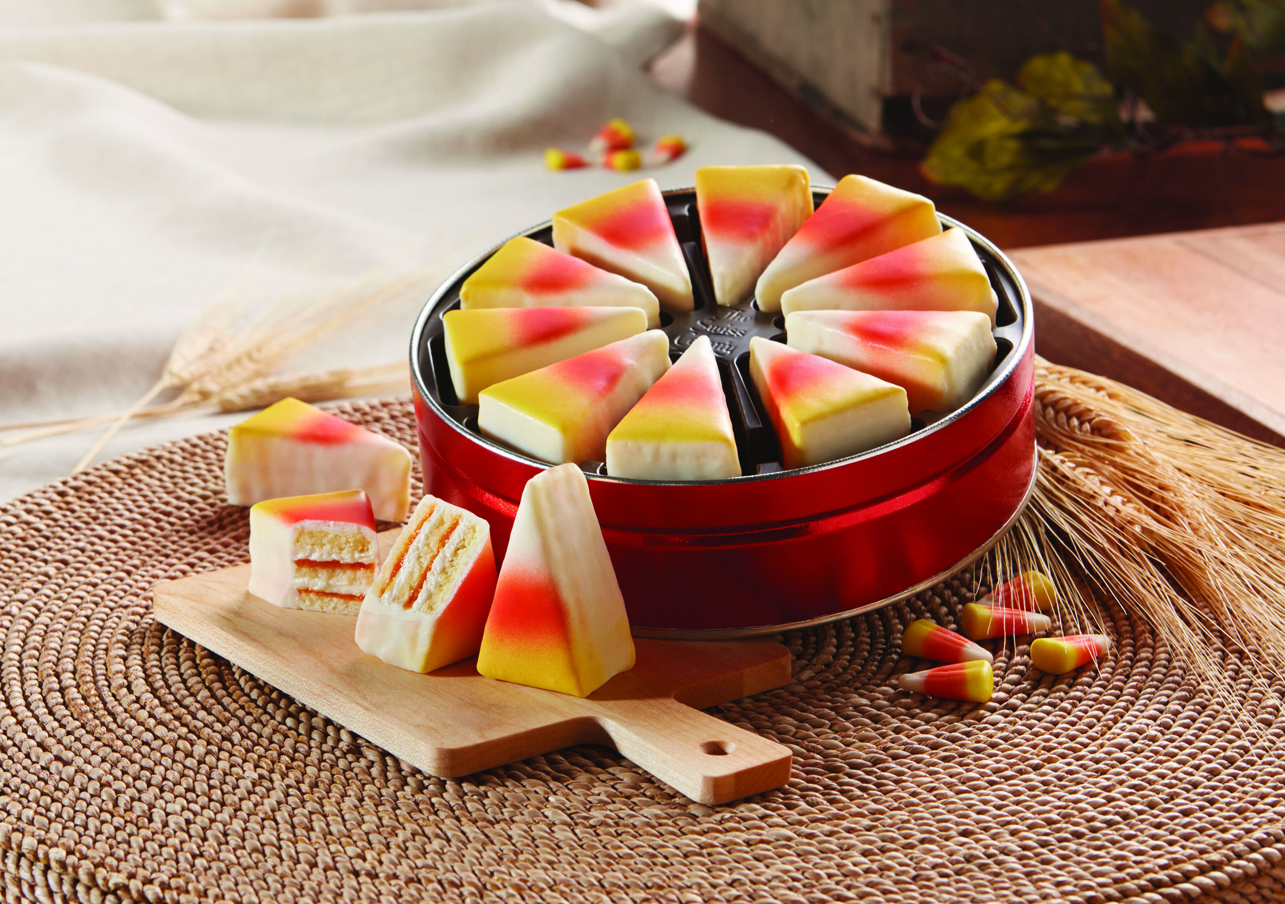 Mini Fall Desserts
 Plan a Halloween Party with Festive Fall Desserts from The