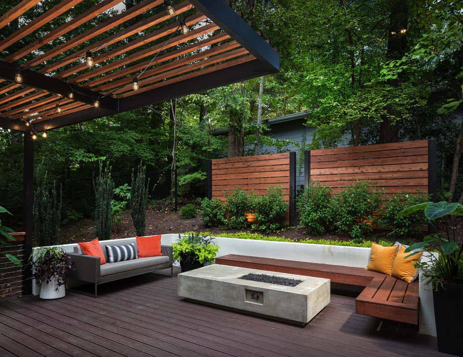 Outdoor Firepit Designs
 28 Inspiring Fire Pit Ideas To Create A Fabulous Backyard