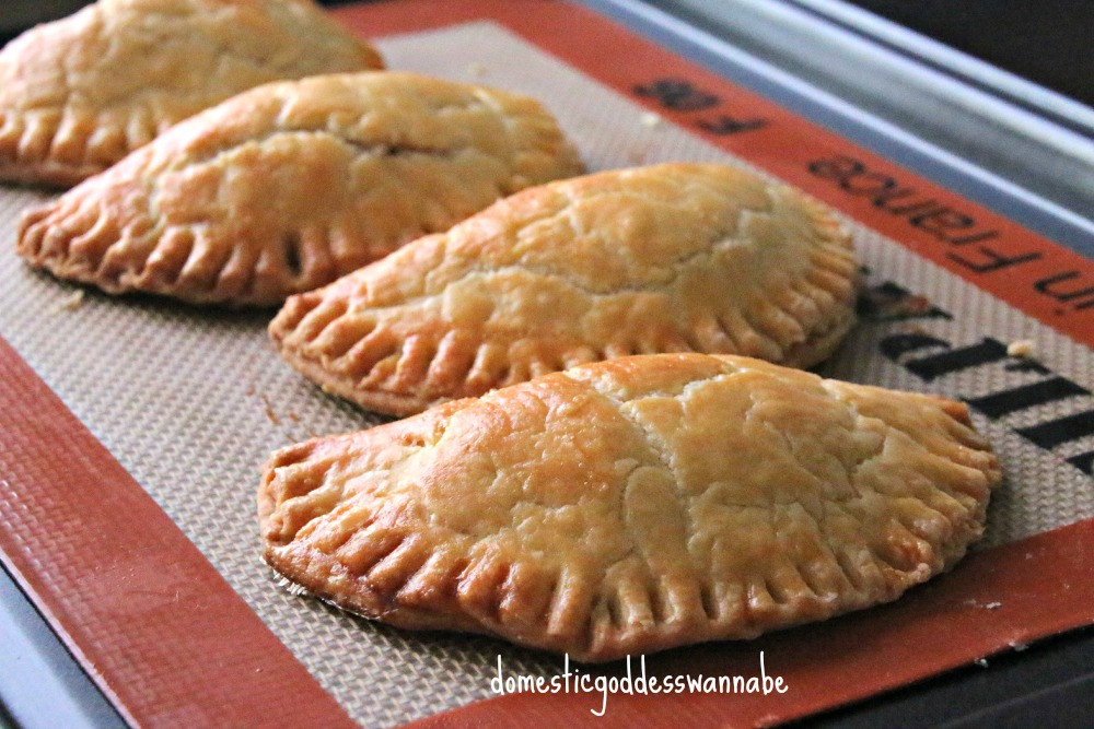 Petunia'S Pies And Pastries
 chicken and sweet corn pocket pies with cream cheese