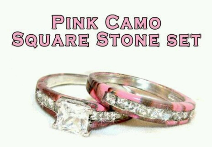 Pink Camo Wedding Rings For Her
 Pink camo wedding ring set