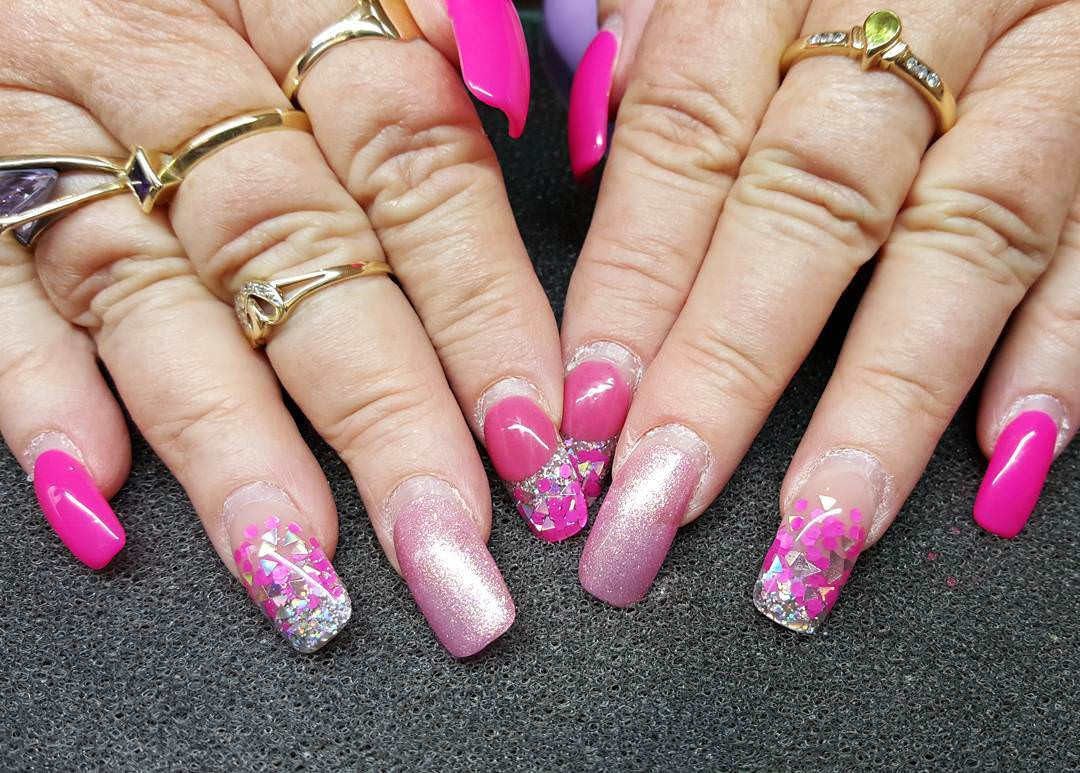 Pink Glitter Nails Acrylic
 25 Glitter Acrylic Nail Art Designs Ideas