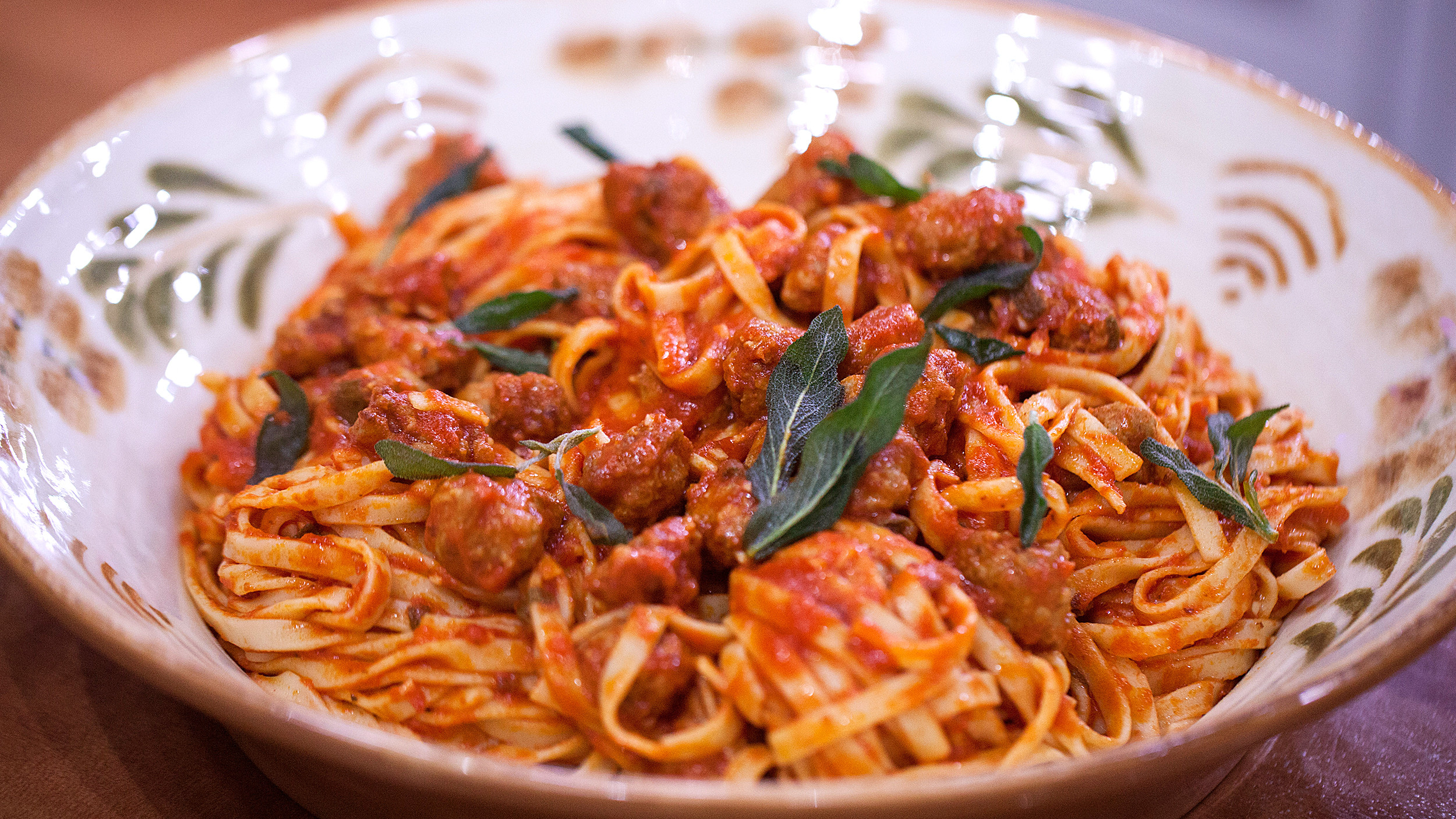 Spaghetti With Italian Sausage
 Pasta with Italian Sausage Tomato Sauce and Crispy Sage
