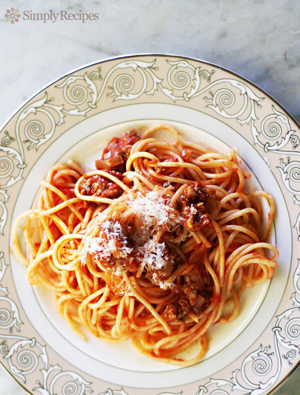 Spaghetti With Italian Sausage
 EASY Italian Sausage Spaghetti Recipe