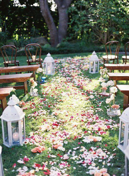 Spring Themed Wedding
 29 Breathtaking Spring Wedding Ideas