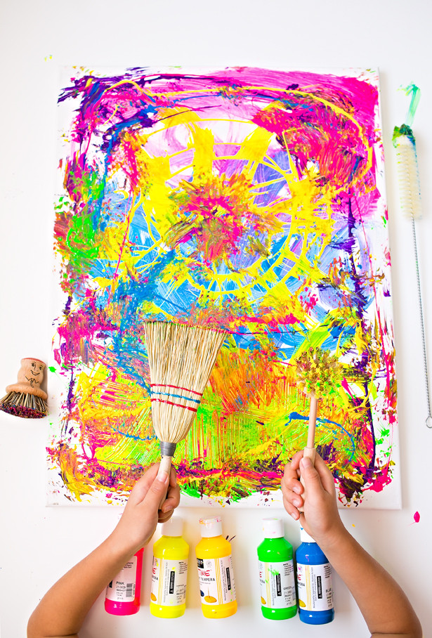 Toddlers Art And Craft Activities
 Painting with Unusual Brushes