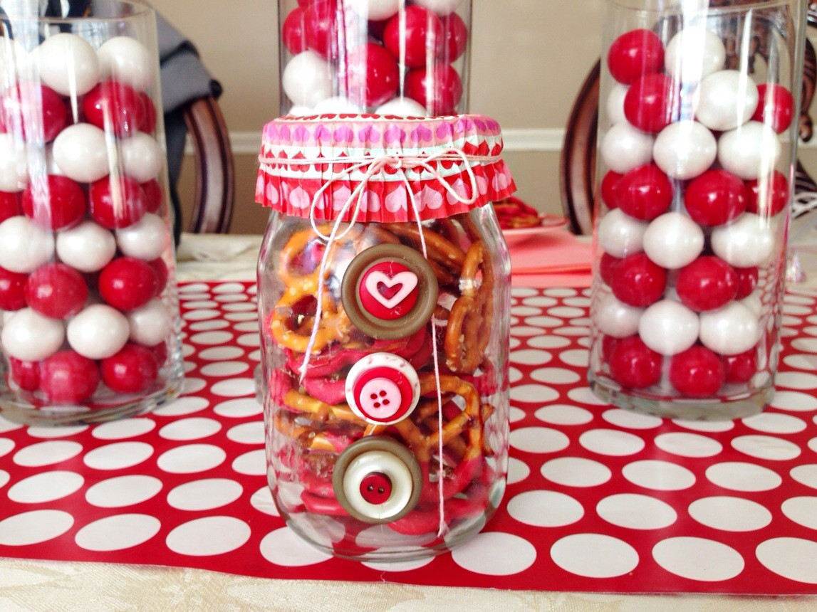 Valentines Day Small Gift Ideas
 Easy Valentine’s Day Mason Jar Gift Ideas Quick DIY and