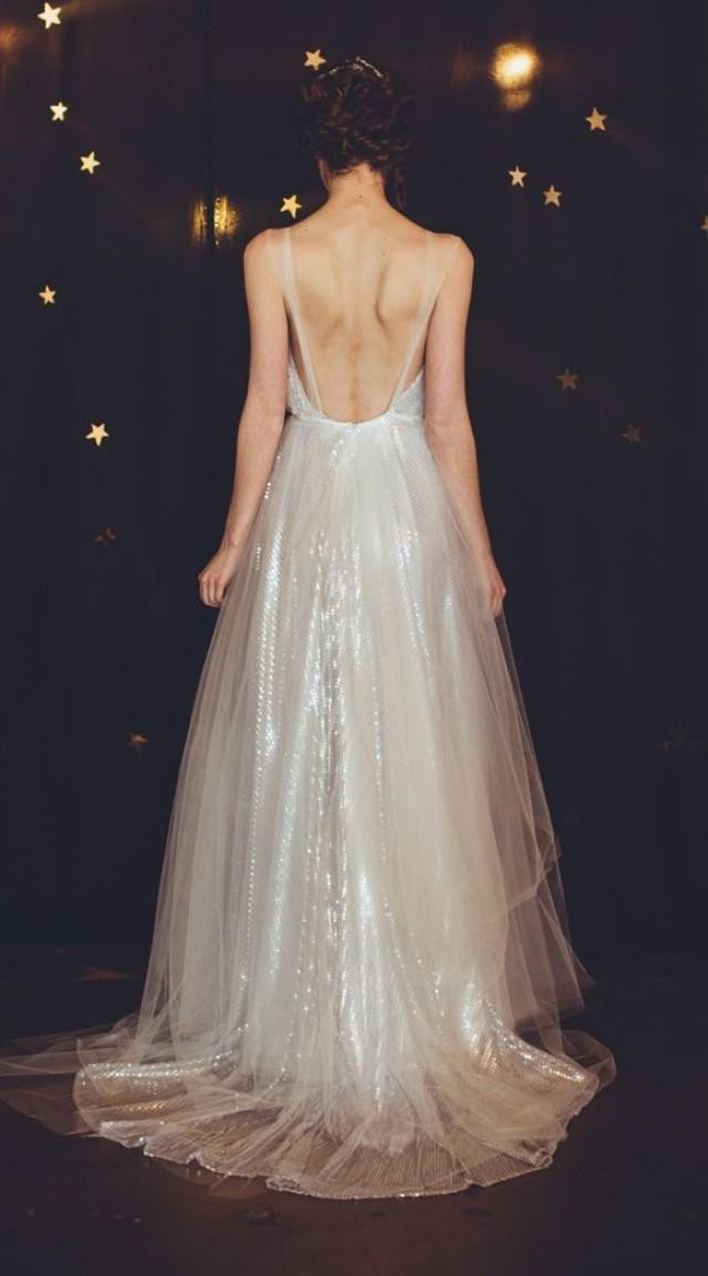 Wedding Night Gowns
 35 Inspirational Ideas To Make A Stunning Starry Night