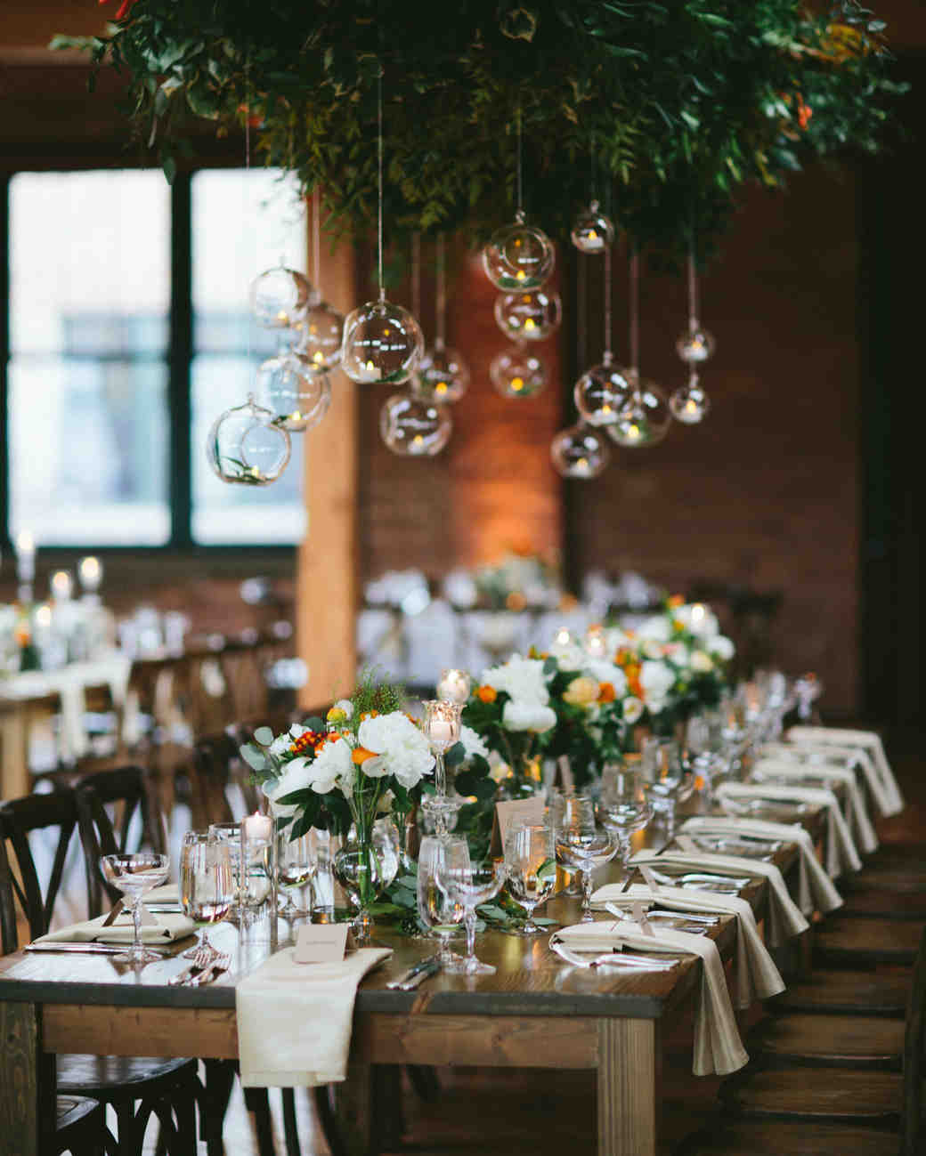 Wedding Table Decorations
 28 Ideas for Sitting Pretty at Your Head Table