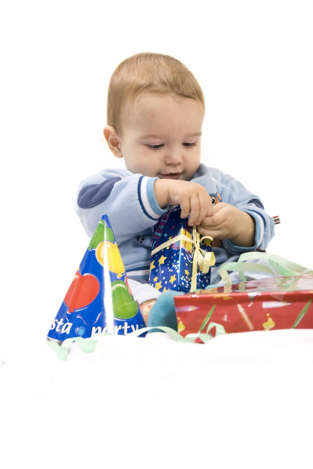 1 Yr Old Boy Birthday Gift Ideas
 Best Birthday and Christmas Gift Ideas for a e Year Old Boy