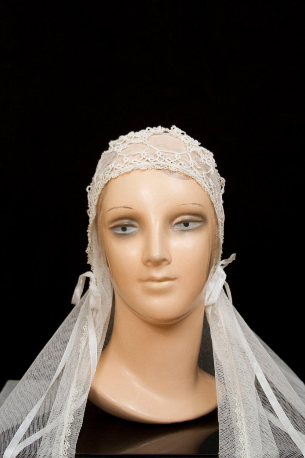 1920s Wedding Veil
 1920s Bridal Veil Headpiece Tatted Lace Headpiece with
