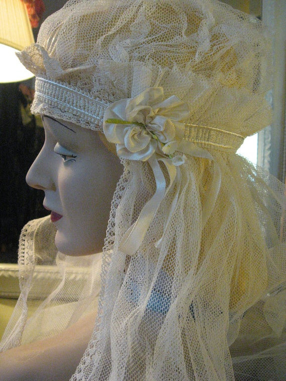 1920s Wedding Veil
 Bonnet Style Wedding Veil Vintage 1920s