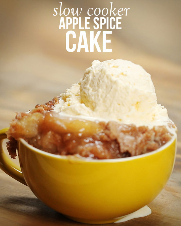 3-Ingredient Slow Cooker Apple Spice Cake
 This 3 ingre nt slow cooker apple spice cake is the