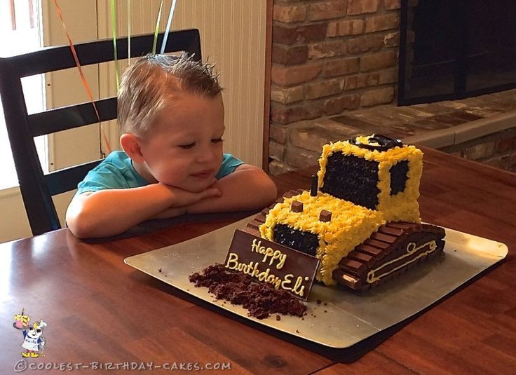3 Year Old Boy Birthday Party Ideas
 Coolest 3rd Birthday Bulldozer Cake
