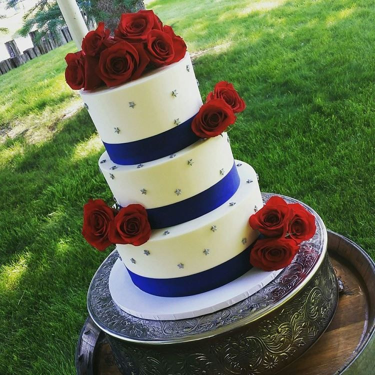 4Th Of July Wedding Cakes
 4th of July wedding cake Fitting