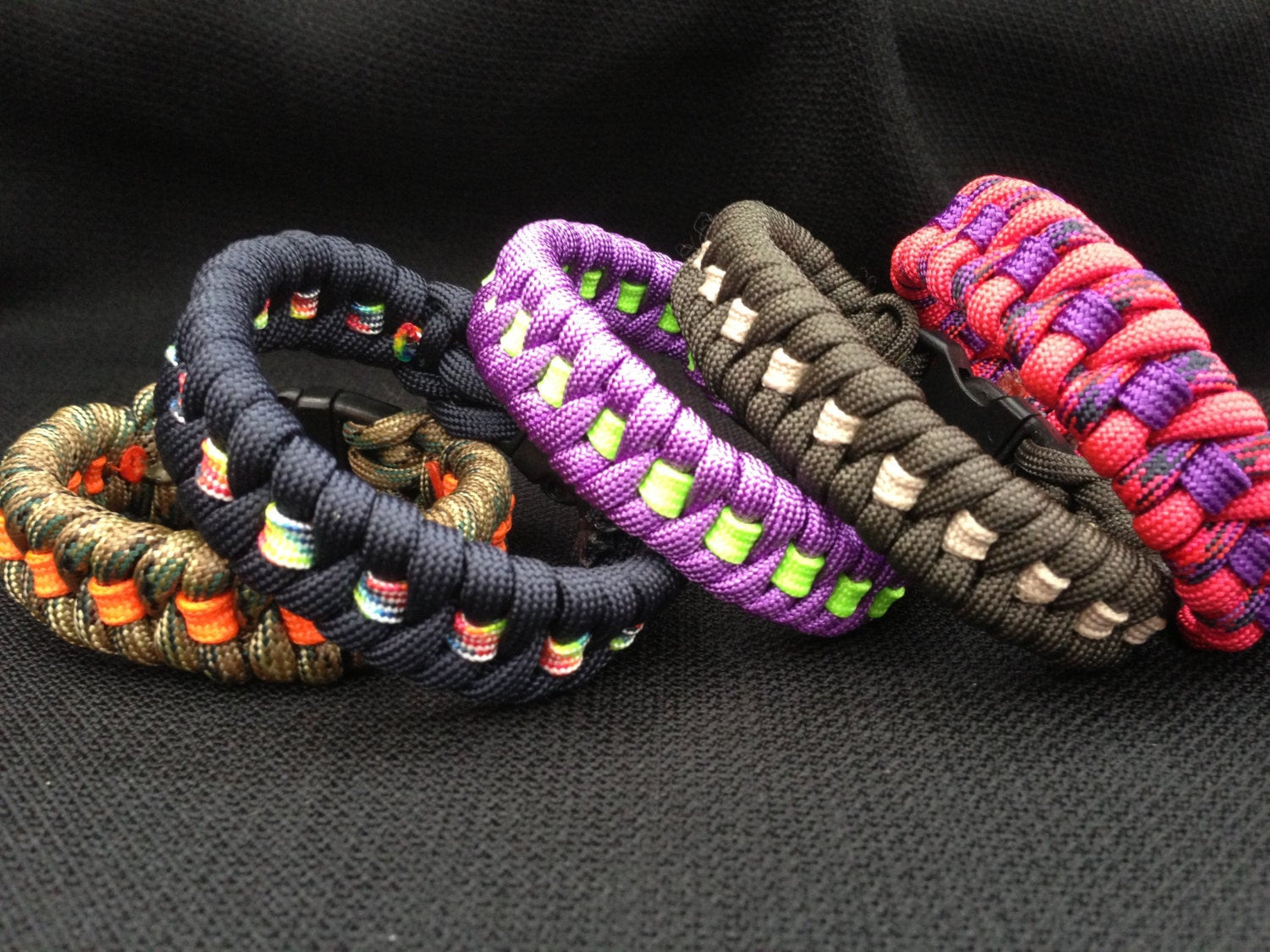 550 Cord Bracelet
 550 Paracord Bracelet in the Fishtail Weave with Stripe your