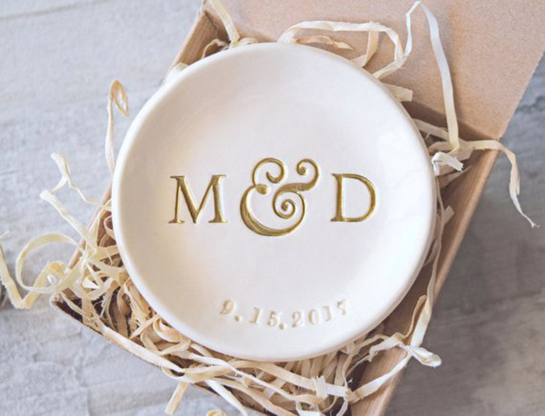 8Th Anniversary Gift Ideas
 8 Creative Date Ideas and 8th Wedding Anniversary Gifts
