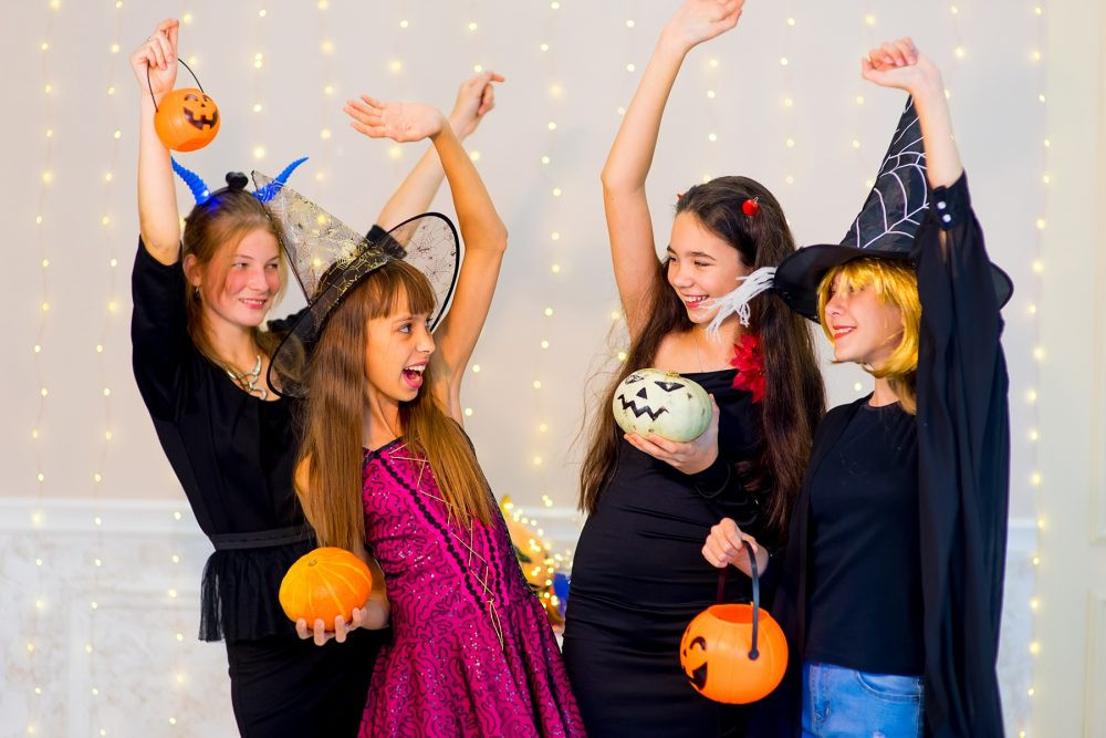 Adult Costumes For Kids Party
 30 Halloween Party Ideas for Adults Teenagers & Kids