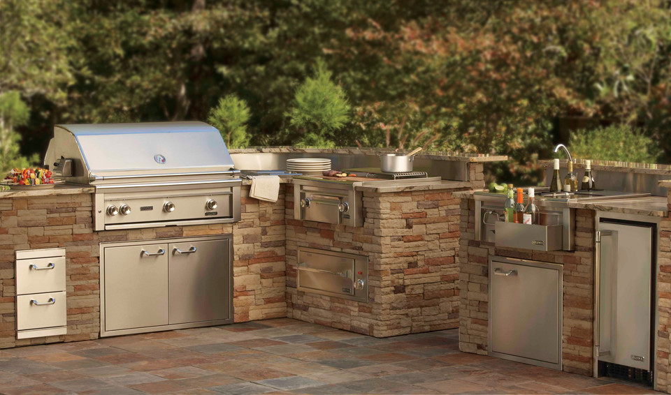 Affordable Outdoor Kitchens
 Affordable Outdoor Kitchens and Design Options
