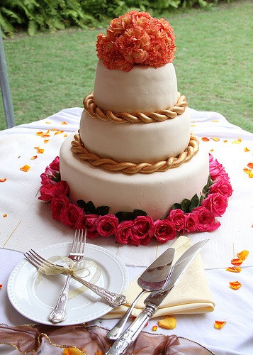 Affordable Wedding Cakes
 affordable wedding cake