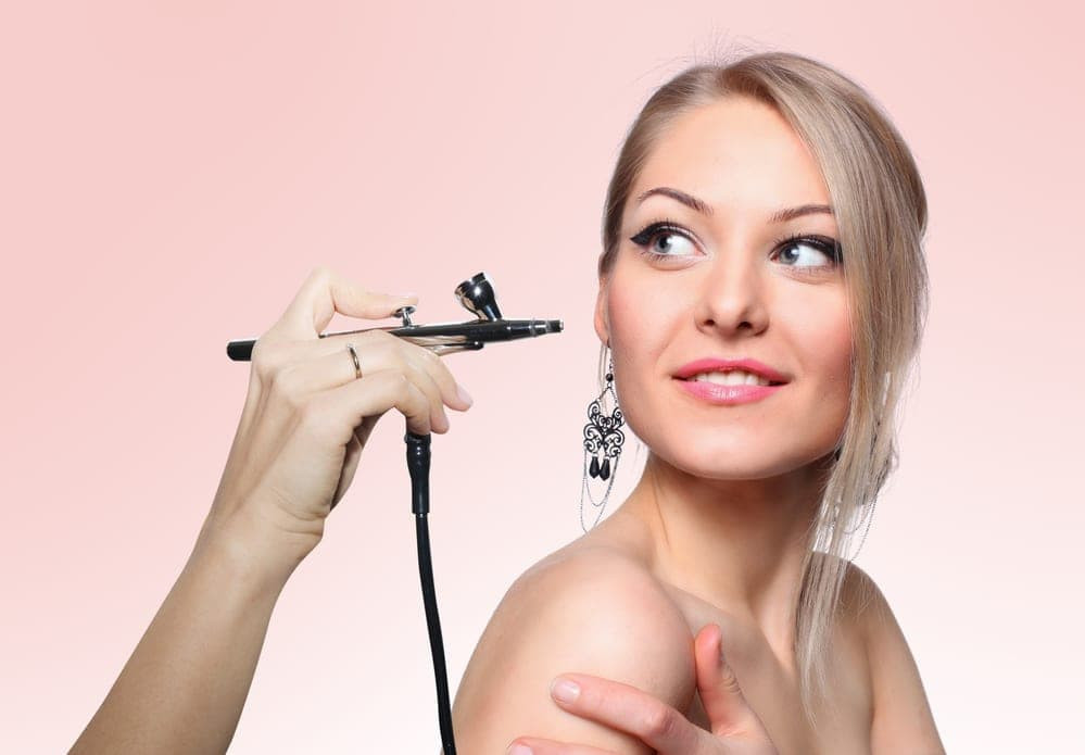 Airbrush Makeup For Wedding
 Should You Try Out Airbrush Makeup For Your Wedding Day