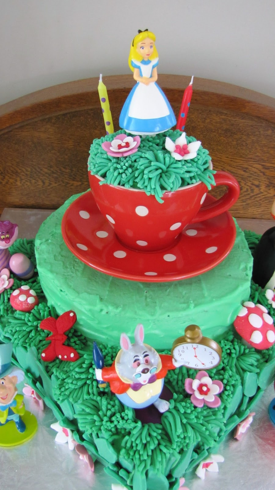 Alice In Wonderland Birthday Cakes
 Alice in Wonderland Birthday Cake