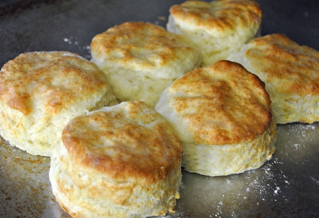 Alton Brown Southern Biscuit
 From the blog "Cooking in the Maxwell House she uses an