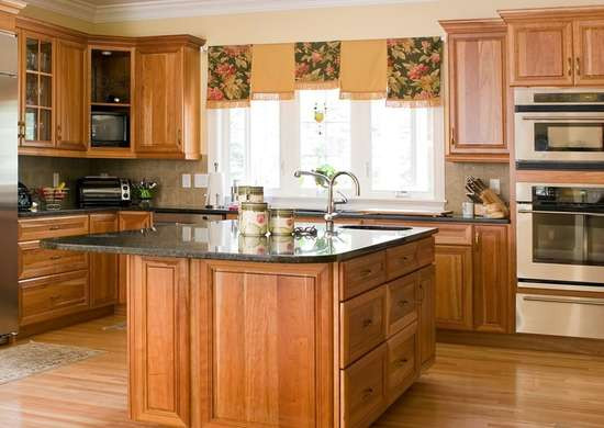 Are Oak Kitchen Cabinets Outdated
 Honey Oak Cabinets 11 Things That Make Any House Feel
