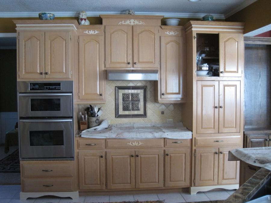 Are Oak Kitchen Cabinets Outdated
 Pickled oak kitchen cabinets photos