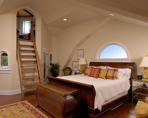 Attic Master Bedroom Ideas
 Master Bedroom In Attic Home Design Ideas