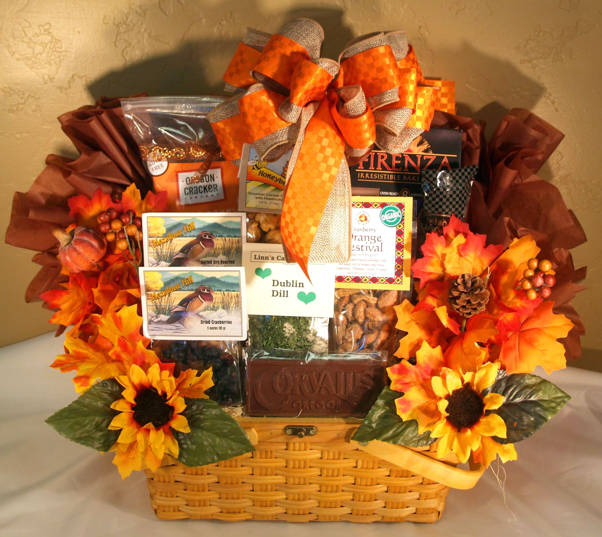 Autumn Gift Basket Ideas
 Fall themed t basket