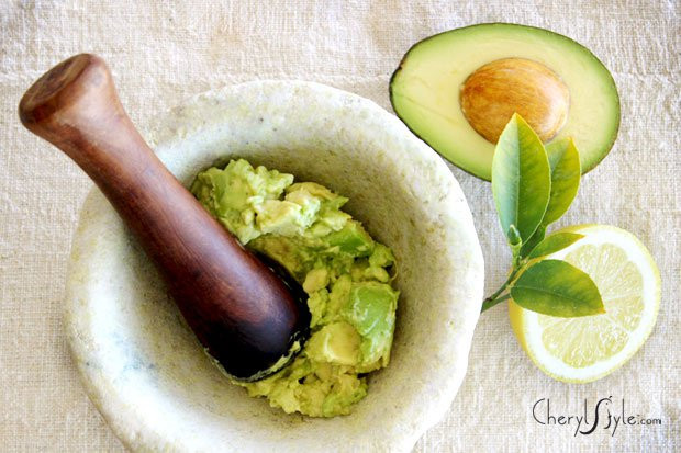 Avocado Mask DIY
 Homemade avocado mask – Everyday Dishes & DIY